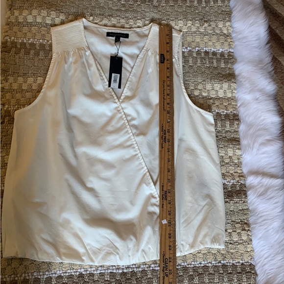 Banana Republic Top - Picture 3 of 8